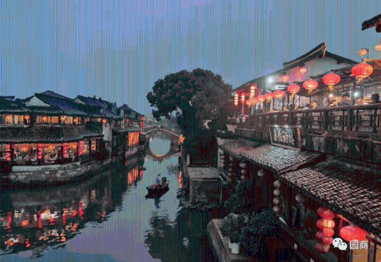 逃离荒废的戏院